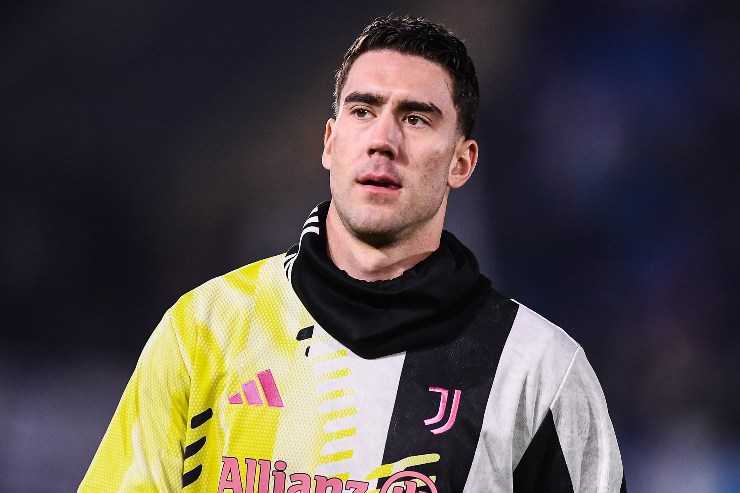 Dusan Vlahovic in azione con la maglia della Juventus