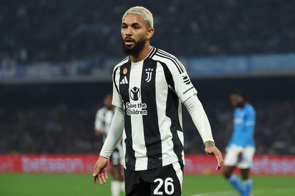 Il centrocampista della Juventus Douglas Luiz