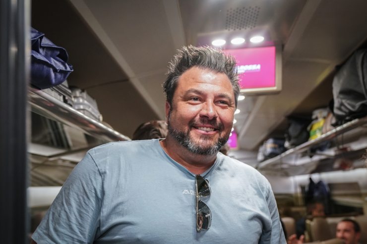 Sebastien Frey in primo piano e sorridente