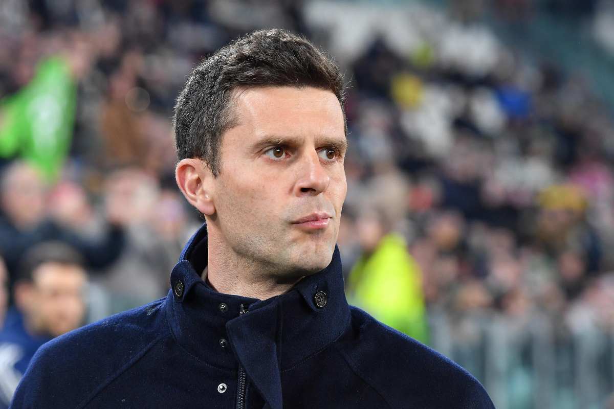 Thiago Motta con lo sguardo perplesso