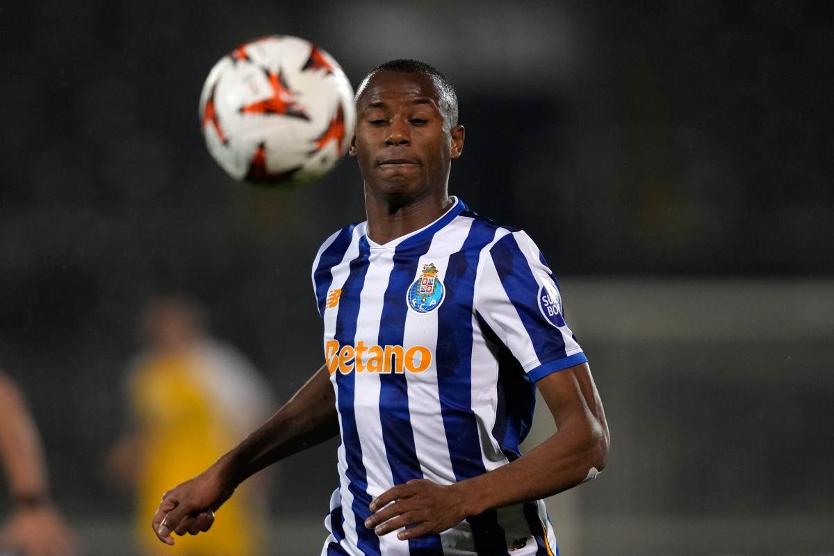 Tiago Djalò in campo