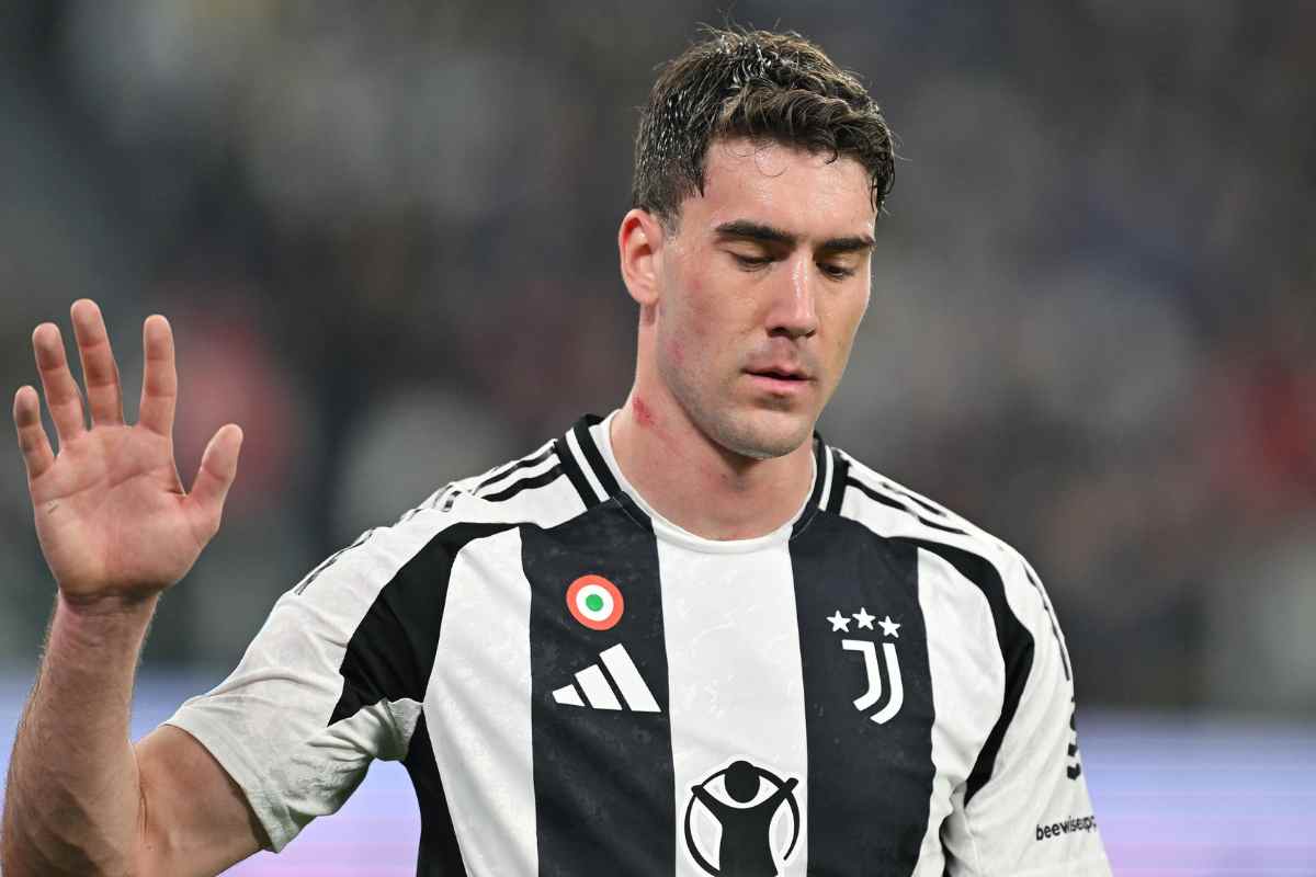 Dusan Vlahovic in campo con la Juve