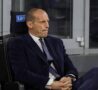 Max Allegri seduto in panchina