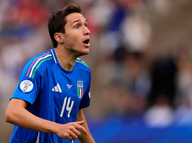 L'esterno d'attacco Federico Chiesa con l'Italia