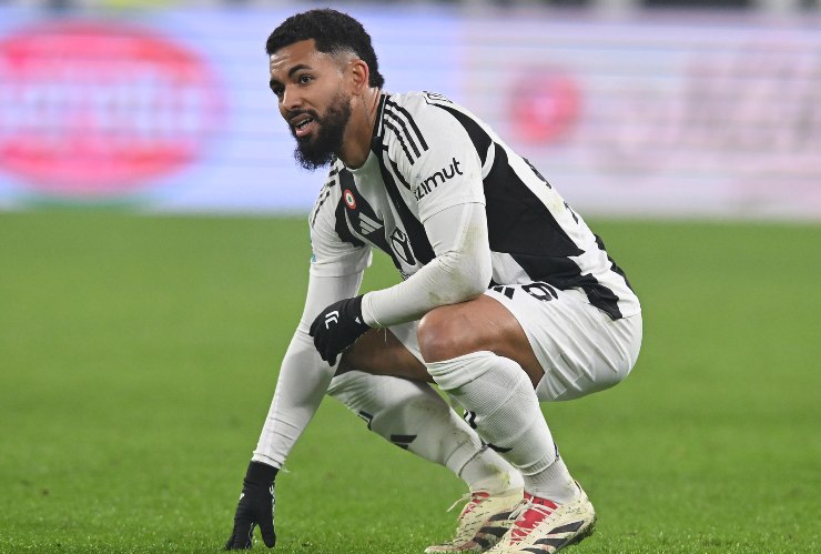 Douglas Luiz, centrocampista della Juventus