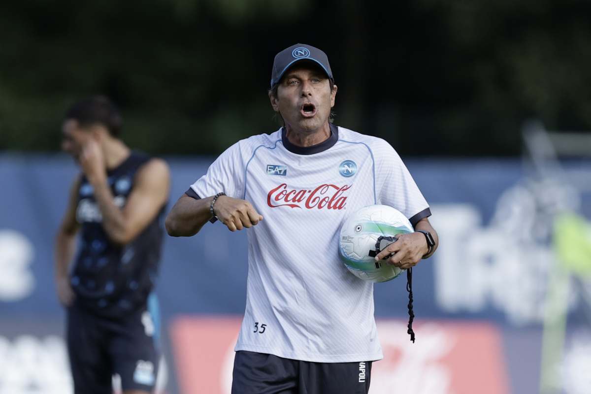 Conte dà indicazioni