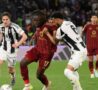 Kelly prova a sradicare il pallone dai piedi di Koné