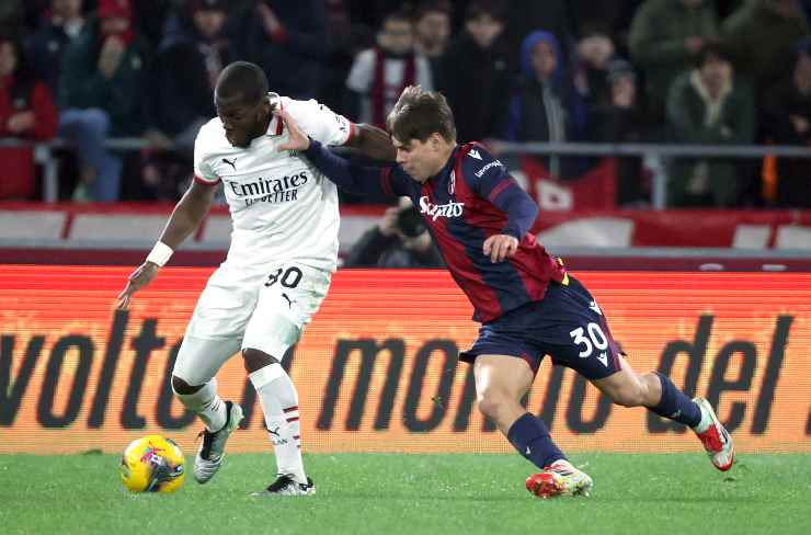 Musah in procinto di calciare un pallone