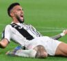 Nico Gonzalez esulta dopo il gol