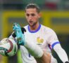 Rabiot mentre aggancia un pallone