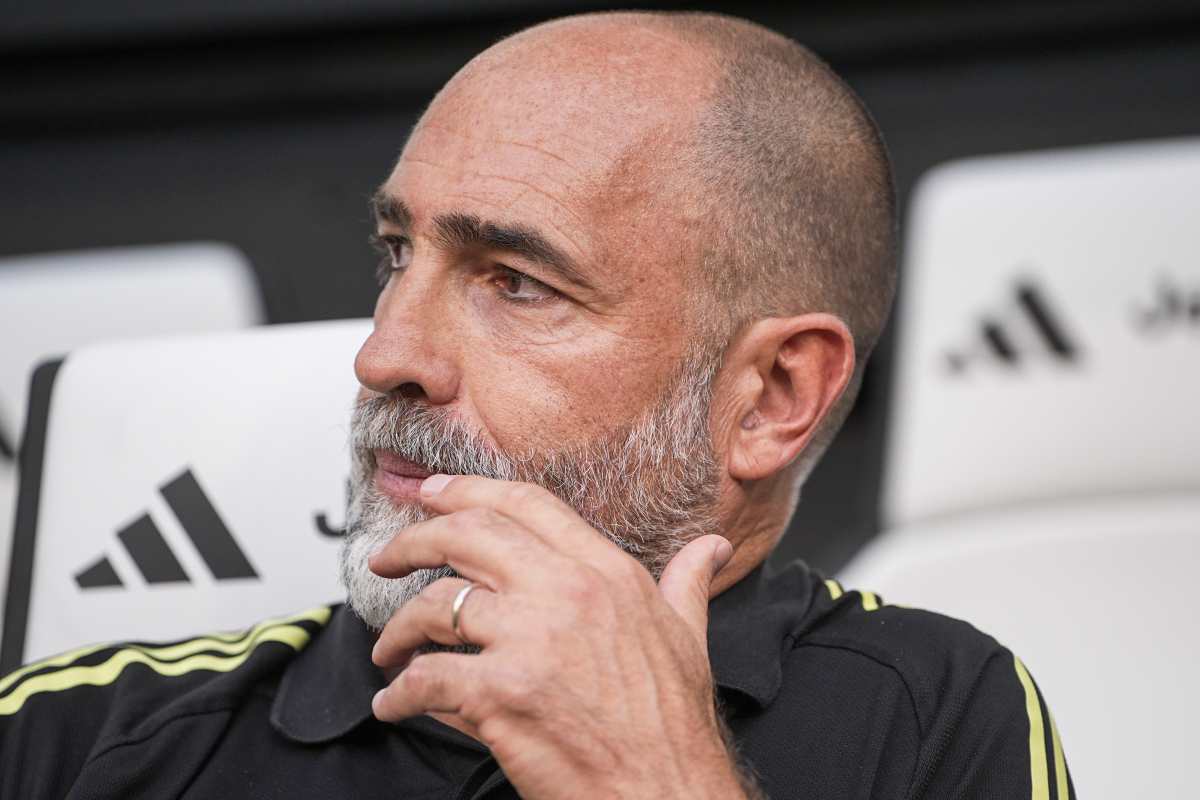 Tudor pensieroso in panchina