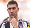 Vlahovic pensieroso durante l'amichevole contro la Next Gen