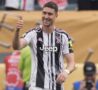 Vlahovic fa segno ok