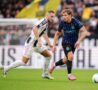 Koopmeiners in azione contro Barella