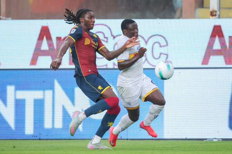 Norton-Cuffy prova ad arrivare sul pallone