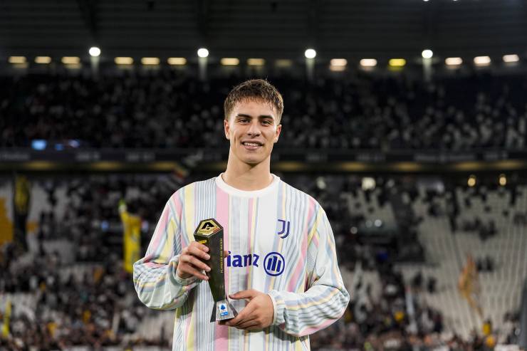 Yildiz firma con la Juventus
