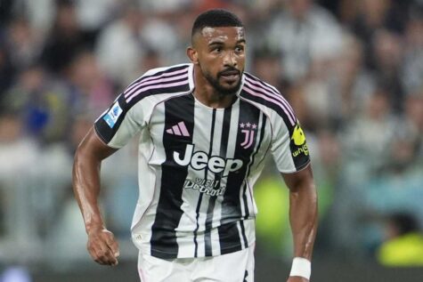 Bremer in azione con la Juve