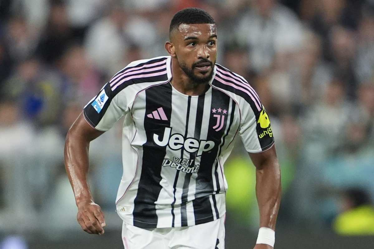 Bremer in azione con la Juve