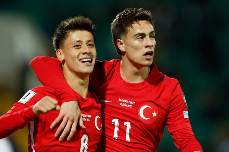 Kenan Yildiz in compagnia di Arda Guler