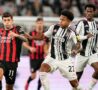 McKennie contende un pallone a Pulisic