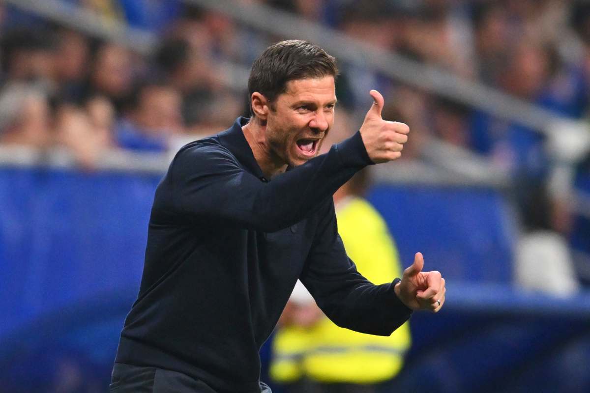 Xabi Alonso annuisce in segno di approvazione