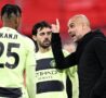 Guardiola con Akanji al Manchester City