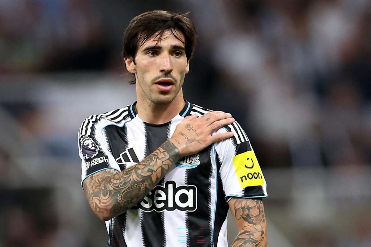 Tonali con la maglia del Newcastle