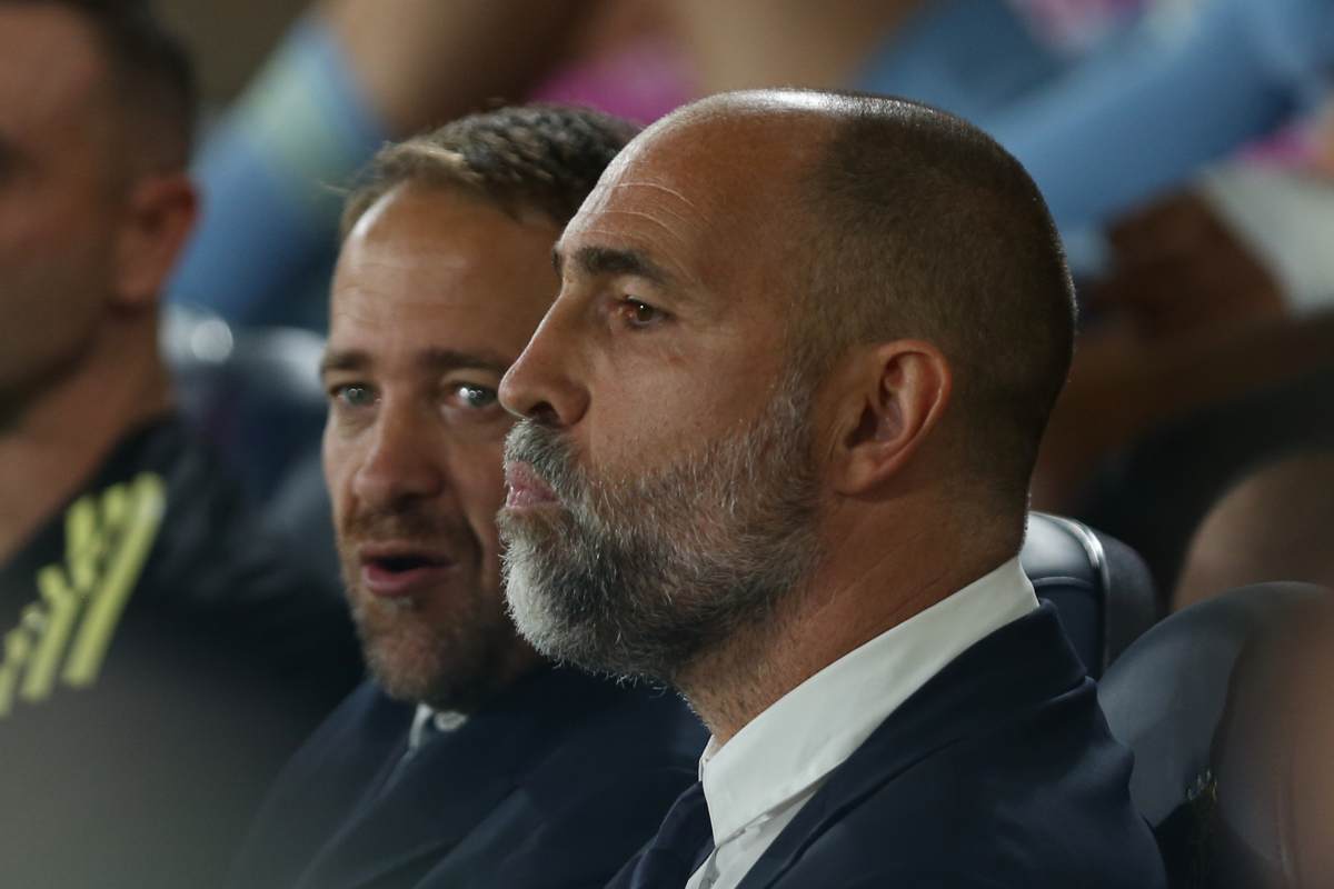 Un pensieroso Igor Tudor in panchina