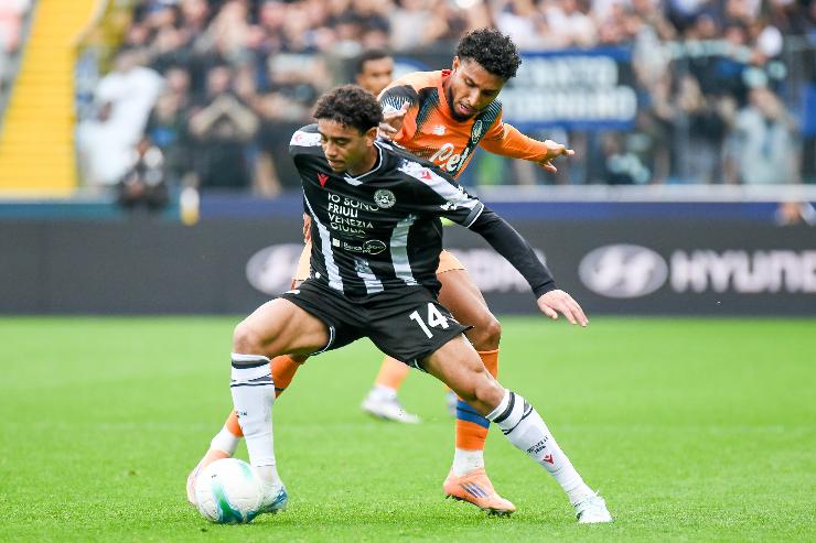 Arthur Atta in azione contro l'Atalanta