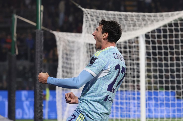 Cambiaso esulta dopo un gol con la Juve