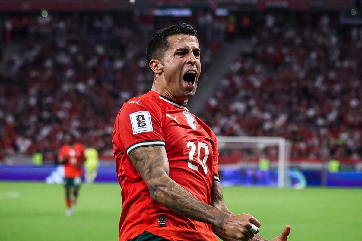 Cancelo esulta dopo un gol col Portogallo