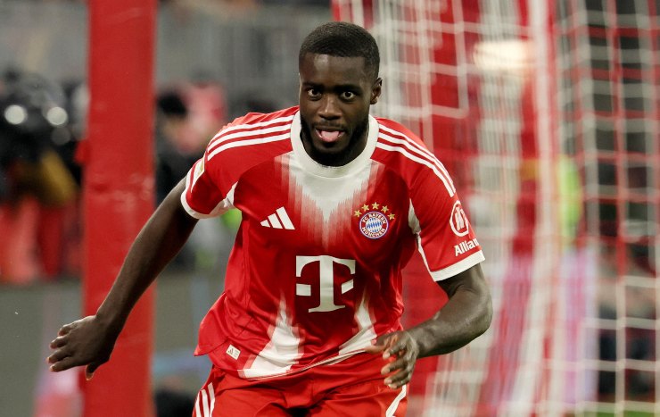 Upamecano esulta dopo un gol col Bayern Monaco