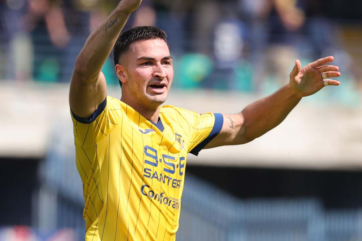 diego coppola alza le mani