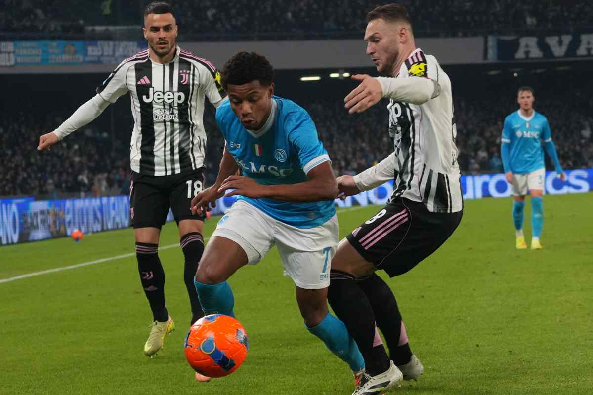 koopmeiners prova a contrastare neres