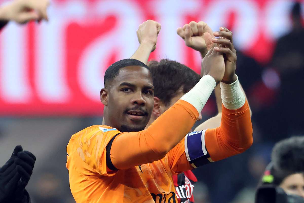 maignan batte le mani