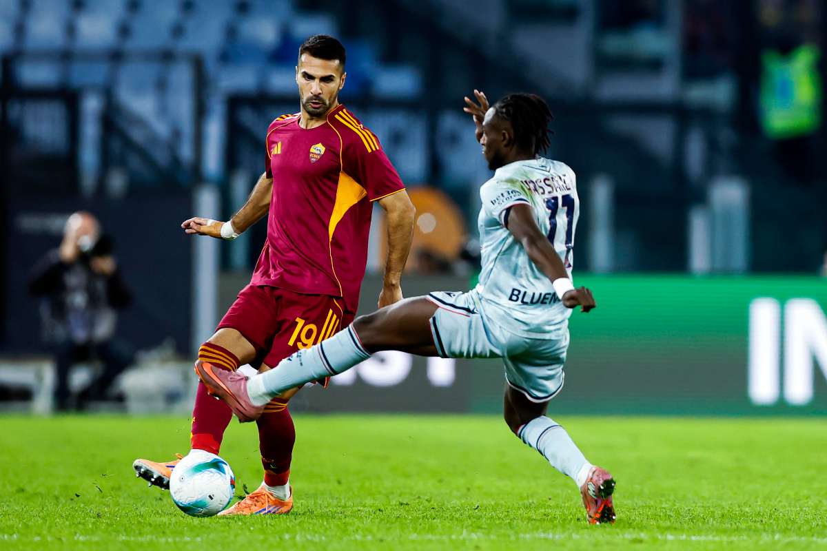 celik in azione con la maglia della roma