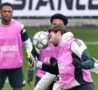 openda, mckennie e locatelli durante l'allenamento