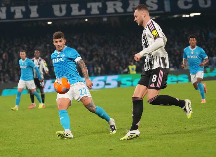 koopmeiners in azione contro il Napoli