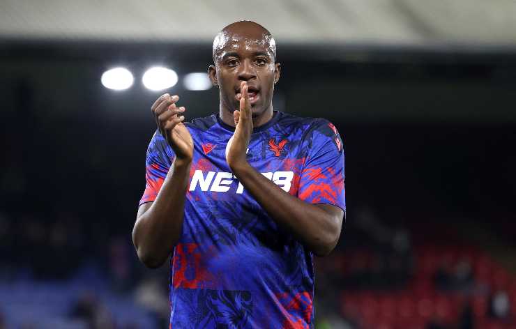 mateta batte le mani