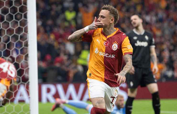 Noa Lang esulta dopo un gol