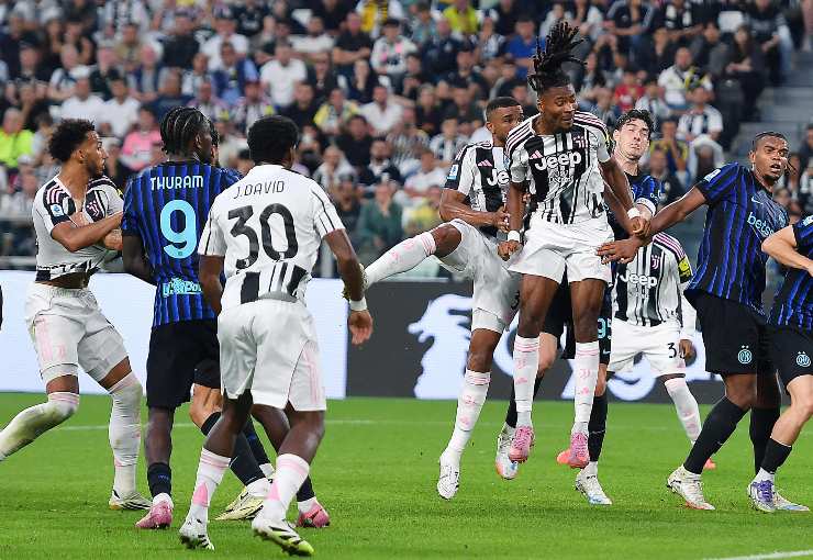 thuram colpisce di testa