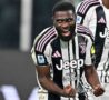 Jeremie Boga esulta dopo il gol al Pisa