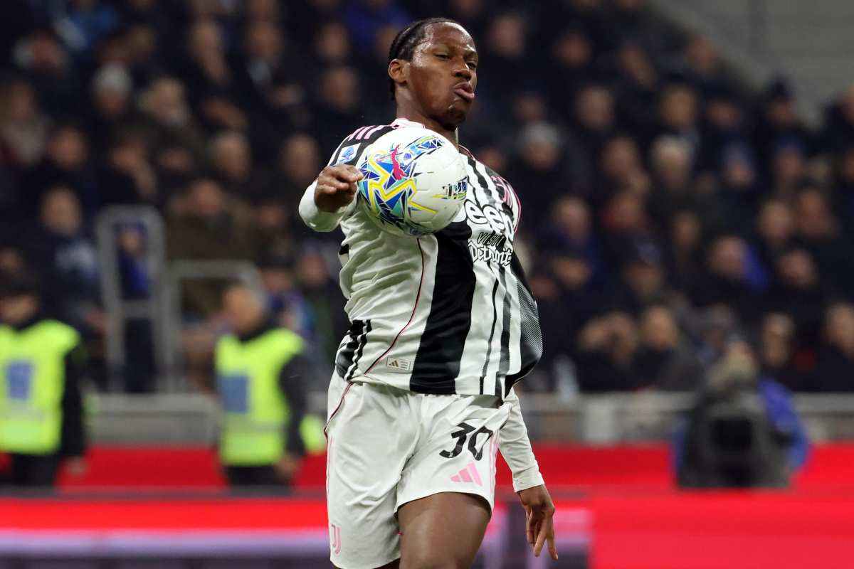 Jonathan David in azione con la Juve