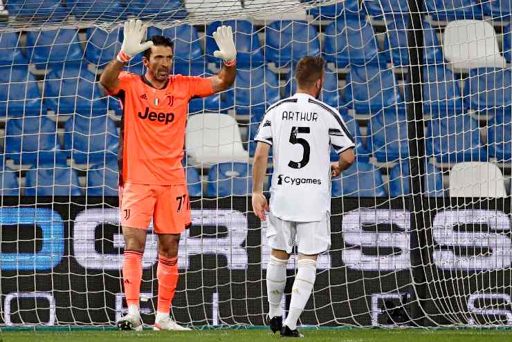 arthur davanti a buffon
