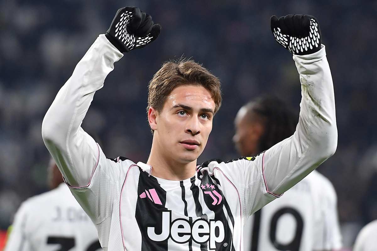 yildiz a braccia alzate