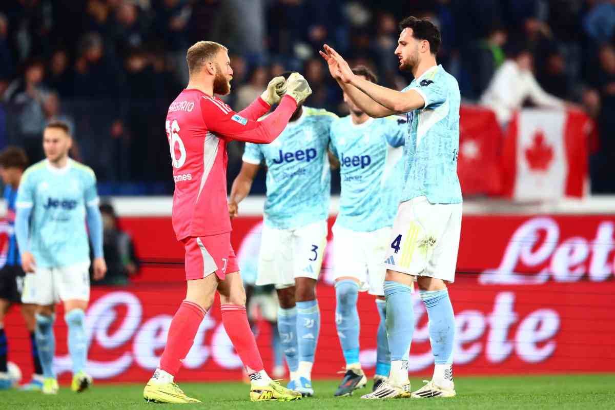 I calciatori della Juve esultano