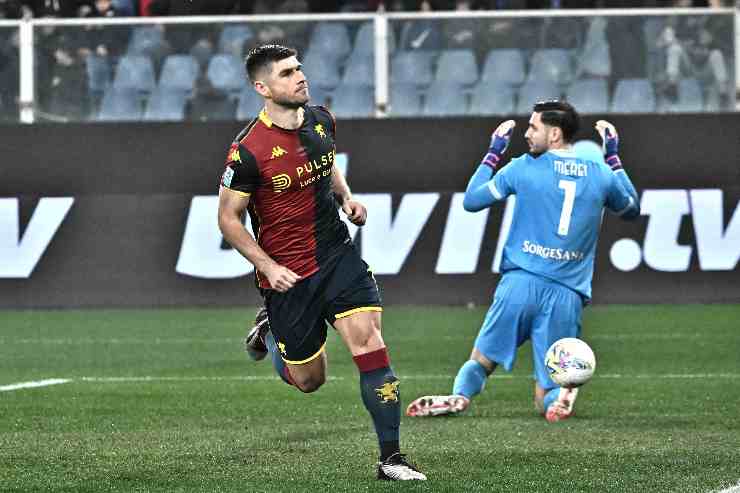 Ruslan Malinovskyi esulta dopo un gol